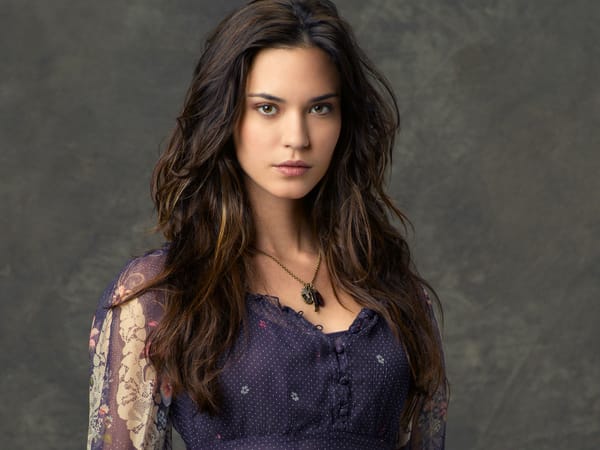 Casting News: Odette Annable Cast As Reign for Supergirl