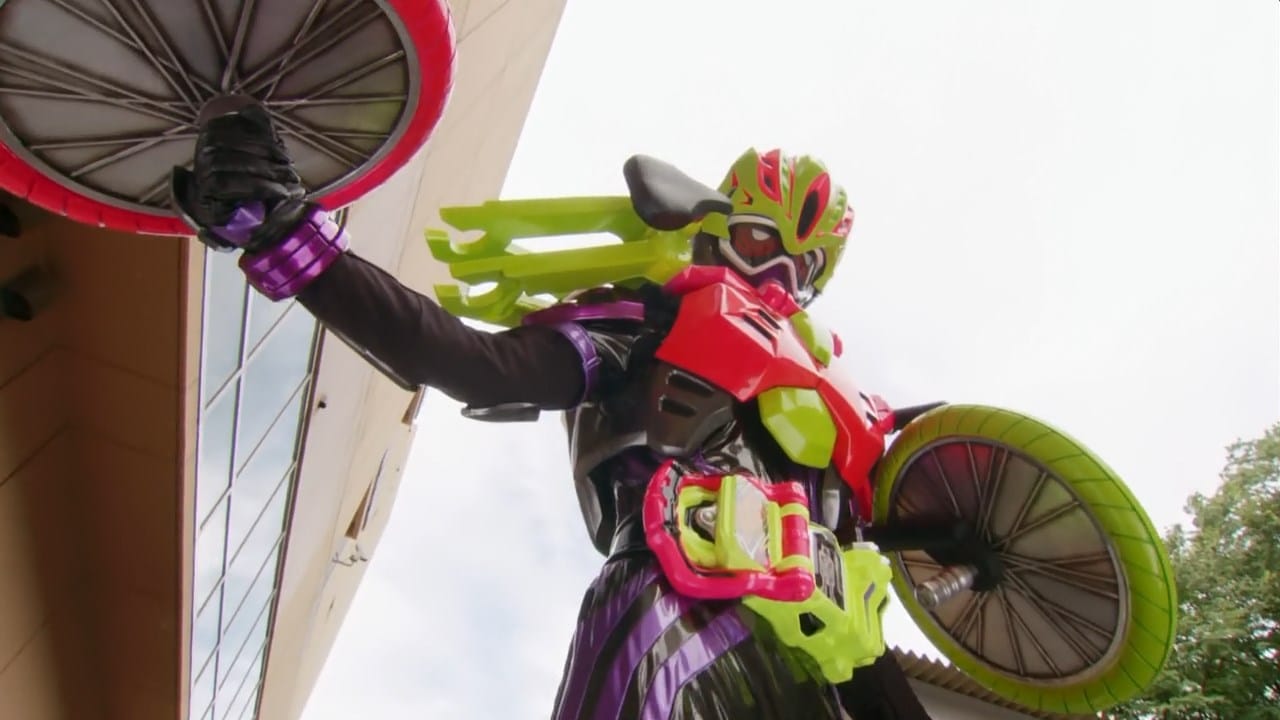 excite-subs-kamen-rider-ex-aid-04-hd-7c72d7e0-mkv_snapshot_21-43_2016-10-26_08-43-19