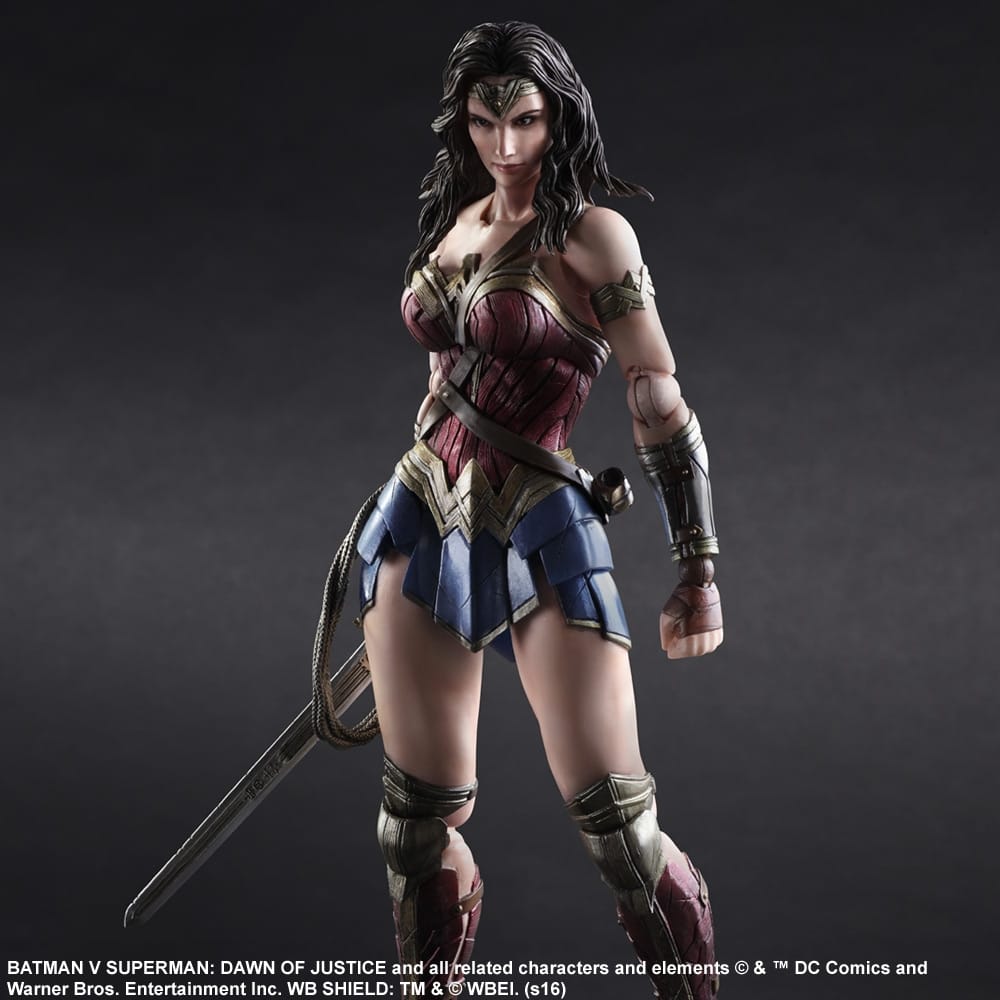 play-arts-kai-batman-v-superman-dawn-of-justice-wonder-woman
