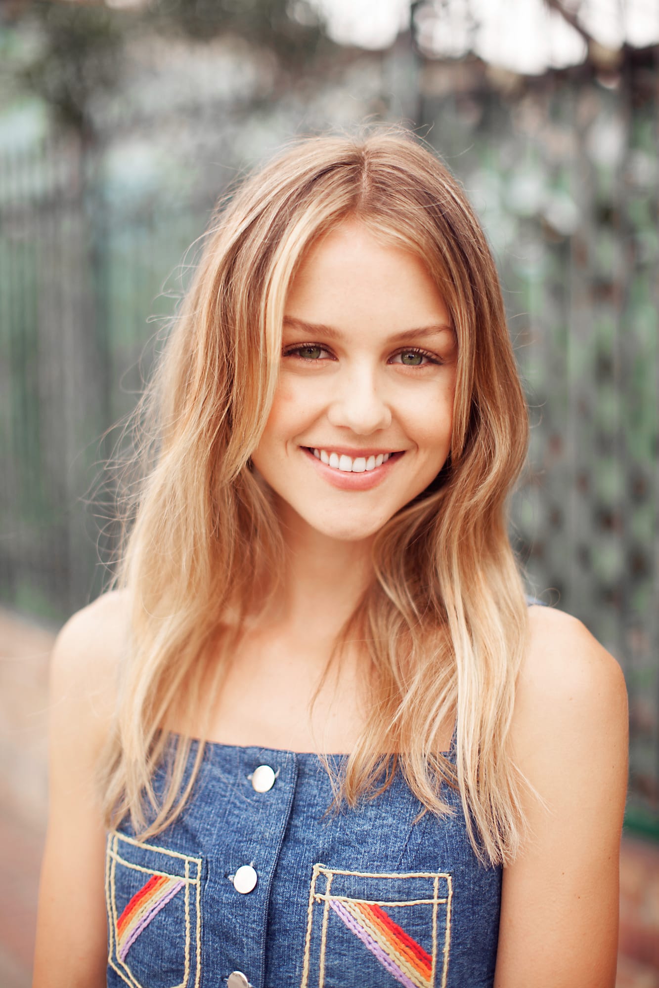 isabelle-cornish-headshot